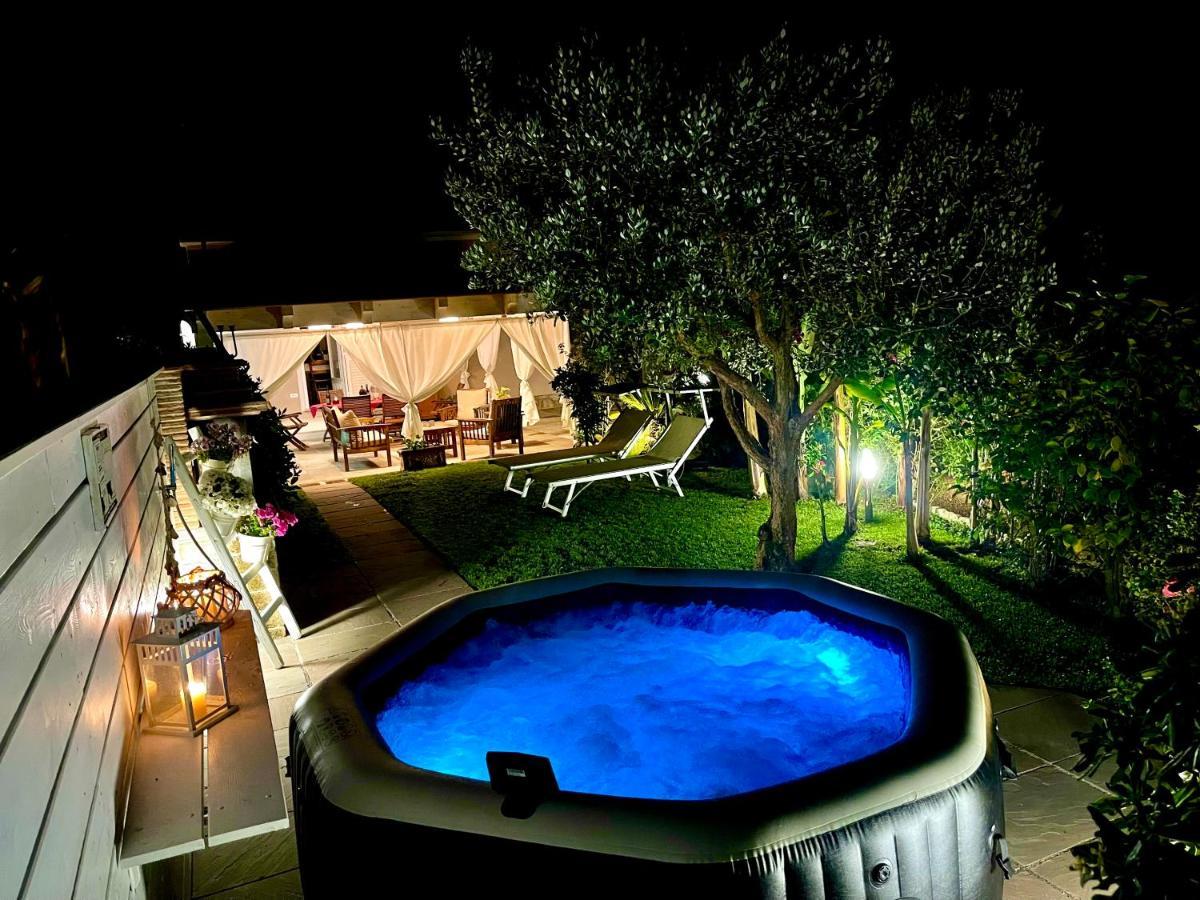 Casa Vittoria Villa Camaiore Bagian luar foto