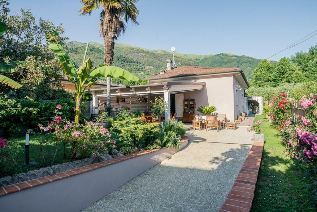 Casa Vittoria Villa Camaiore Bagian luar foto